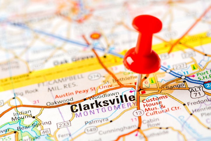 Map showing the city of Coyote Express Mart / Exxon in Clarksville, Tennessee, located near major roads and highways